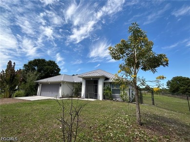 Enchanting 2.27 acre homesite in a natural rule location with a - photo 4