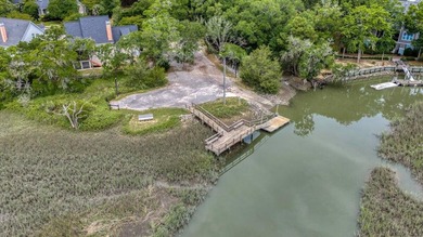 Welcome to Coastal Living at its Finest! Located just minutes - photo 7
