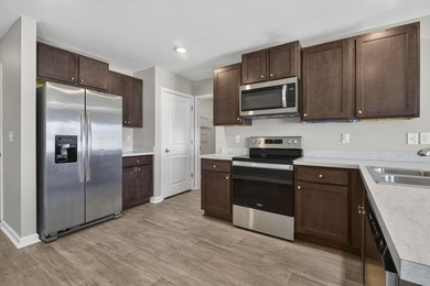 Experience the perfect blend of modern comfort and coastal - photo 4