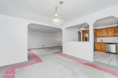 Welcome Home to 137 Laredo Ave. Located in the heart of Arden - photo 14