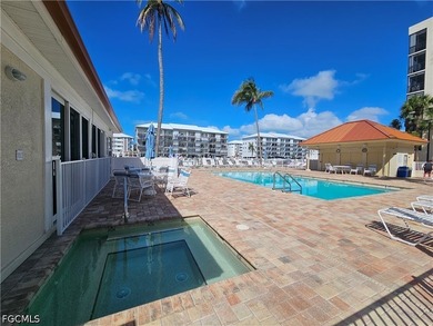 Coastal Elegance Meets Boater's Paradise! Experience the - photo 8