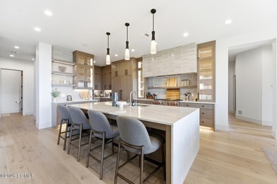 Positioned along the coveted *Gold Coast* of SkyRidge and on the - photo 18
