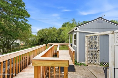 Charming Alcoa Home with Detached Art Studio + Recent Updates in - photo 25