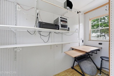 Charming Alcoa Home with Detached Art Studio + Recent Updates in - photo 27