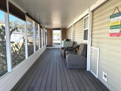 THIS BRIGHT AND UPDATED 2018 PARK MODEL OFFERS A COMFORTABLE AND - photo 27