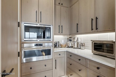 Positioned along the coveted *Gold Coast* of SkyRidge and on the - photo 28