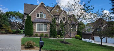 Fort Loudoun Lake Home Sale Pending in Knoxville Tennessee