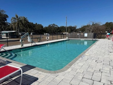 THIS BRIGHT AND UPDATED 2018 PARK MODEL OFFERS A COMFORTABLE AND - photo 44