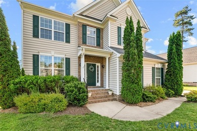 JUST LISTED in Magnolia Green! Offering 4,000+ square feet of - photo 1
