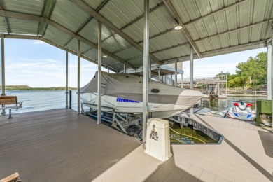 You Lake Front Paradise Awaits. - photo 25