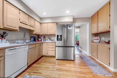 This lovely end unit townhome offers the perfect blend of - photo 11