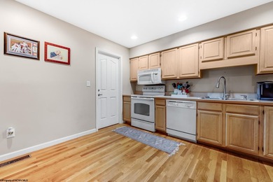 This lovely end unit townhome offers the perfect blend of - photo 13