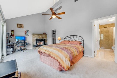 This lovely end unit townhome offers the perfect blend of - photo 15