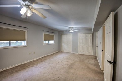 Welcome to 21966 Big Oak Drive in beautiful Flint, Texas, where - photo 15