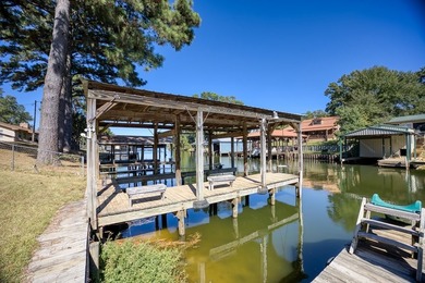Welcome to 21966 Big Oak Drive in beautiful Flint, Texas, where - photo 27