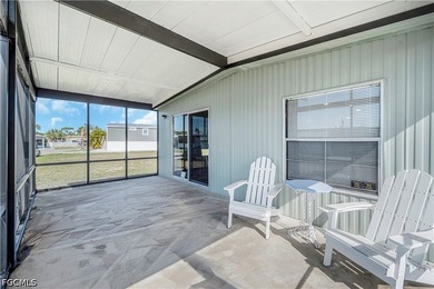 Completely remodeled 2 bedroo., 2 bathroom home with new - photo 3