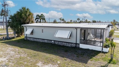 Completely remodeled 2 bedroo., 2 bathroom home with new - photo 5