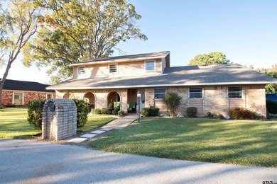 Lake Palestine Home For Sale in Bullard Texas