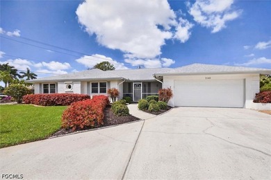 Welcome home to a beautifully maintained Michigan-constructed - photo 2