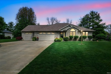 Lake Home For Sale in Leesburg, Indiana