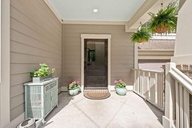 Motivated sellers, bring all offers! Located in Fox Hollow, one - photo 4