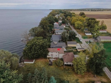 LAKE WINNEBAGO!! Rare opportunity awaits with so much to offer - photo 4