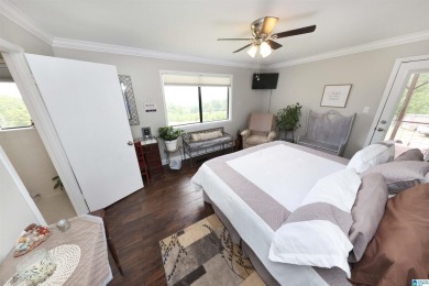 Luxury Mountain Retreat with Panoramic Views  5BR/3BA on 2 Acres