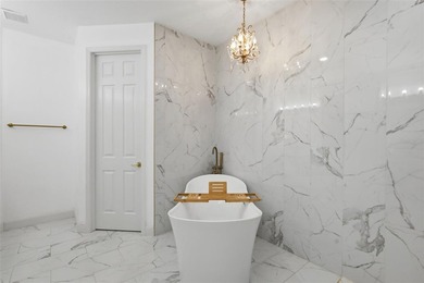 *Price Improvement!* Welcome to this stunning 5-bedroom - photo 17