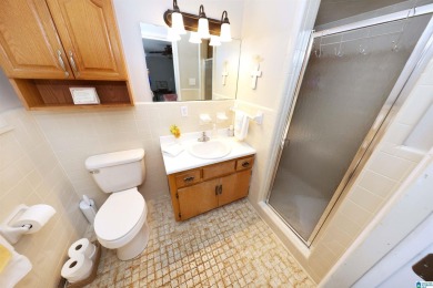 Luxury Mountain Retreat with Panoramic Views  5BR/3BA on 2 Acres