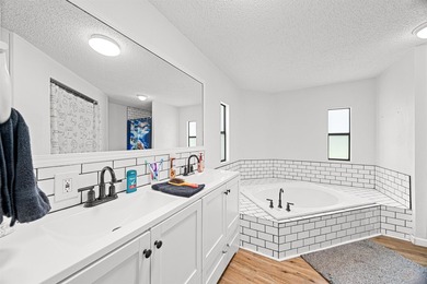 Welcome to 726 Shadeville Rd! This wonderful home offers a - photo 22