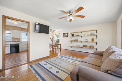 Beach living is affordable in this lovingly cared for 4 bed/2 - photo 10