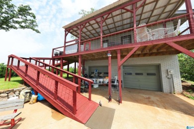 Luxury Mountain Retreat with Panoramic Views  5BR/3BA on 2 Acres