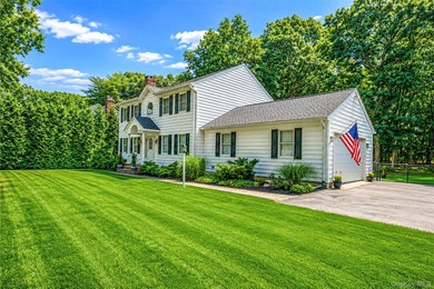 Classic Americana meets the North Fork lifestyle on Southold's - photo 3