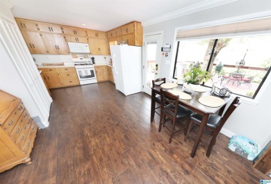 Luxury Mountain Retreat with Panoramic Views  5BR/3BA on 2 Acres