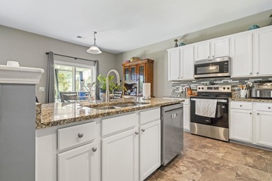 Welcome to 1060 Balmore Drive! This beautifully maintained home - photo 5