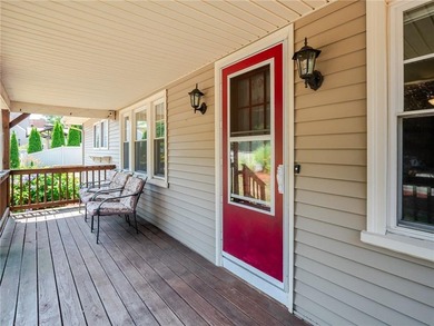 Thoughtfully updated while maintaining its classic character - photo 6