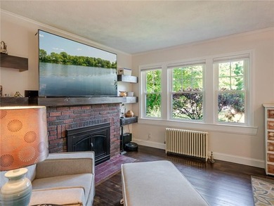 Thoughtfully updated while maintaining its classic character - photo 9