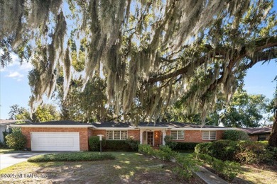 St. Johns River Home For Sale in Jacksonville Florida