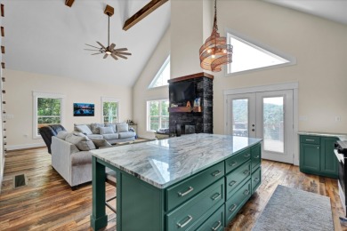 Lake house with Transferrable dock and easy access to ramp - photo 28