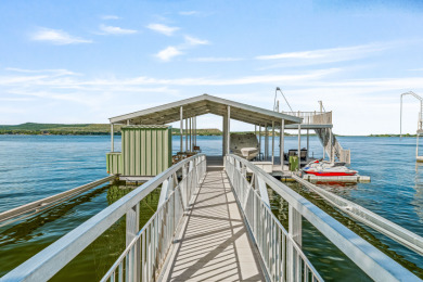 You Lake Front Paradise Awaits. - photo 23