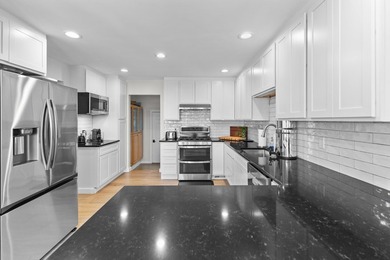 Beautifully Updated Home in a Highly Sought-After Neighborhood - photo 11