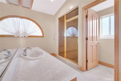 Welcome to an exceptional value opportunity in the prestigious - photo 6