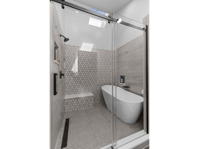 Beautifully Updated Home in a Highly Sought-After Neighborhood - photo 18