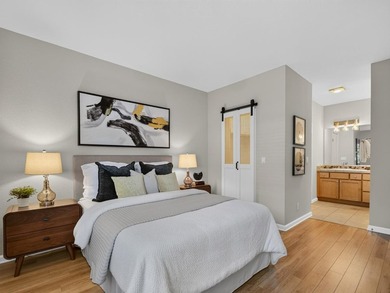 Beautifully refreshed sunny ground-floor end unit condominium in - photo 21