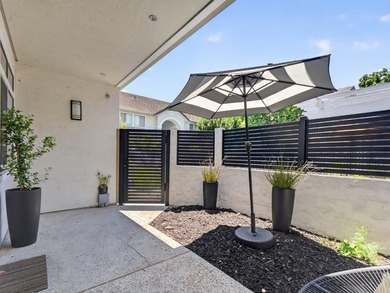 Beautifully refreshed sunny ground-floor end unit condominium in - photo 36