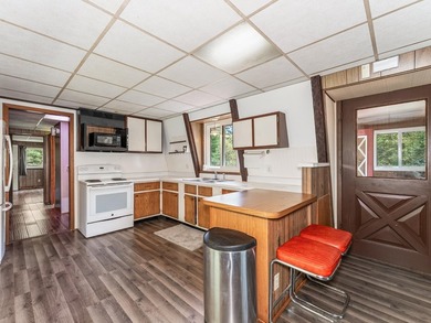 MOTIVATED SELLERS. Location, Location, Location! Attention All - photo 6