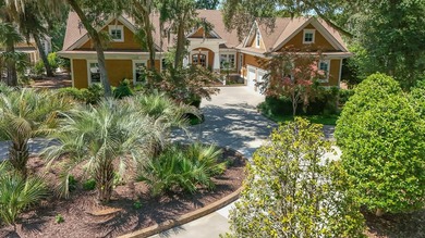 Welcome to an extraordinary waterfront residence in the Island - photo 7