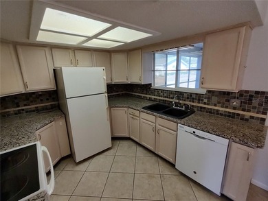 WOW-THIS WON'T LAST LONG AT THIS PRICE! Welcome to this - photo 8