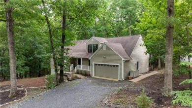 Lake Home For Sale in Palmyra, Virginia