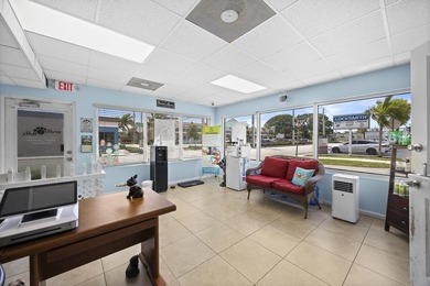 Well-established pet grooming salon in Deerfield Beach, located - photo 11